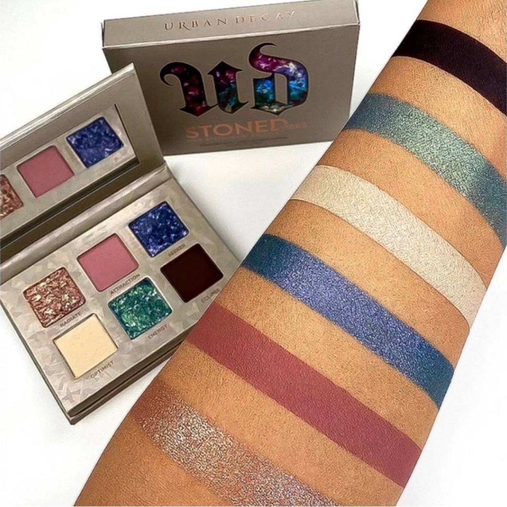 Urban Decay💜 - Picture 4 of 6